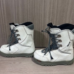 【IGNIO】スノーボード靴 26.0-26.5cmの画像