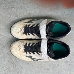 野球スパイクの画像