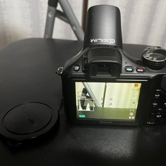 CASIO 一眼レフ　デジタルカメラ  EX-FH20の画像