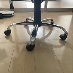 椅子　キャスターの画像