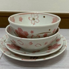 IHガスコンロ、IH対応鍋、ハローキティ茶碗セットの画像