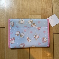 【新品未使用】キティちゃん　母子手帳ケースの画像