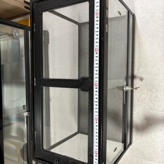 受け渡し予定者決定　
爬虫類ケージの画像