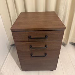 3段 収納 キャビネットの画像