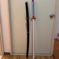 鬼滅の刃　柱の刀　日輪刀　かんろじみつり甘露寺蜜璃の画像