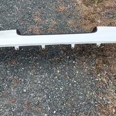 4型ハイエース標準純正りあリアバンパーの画像