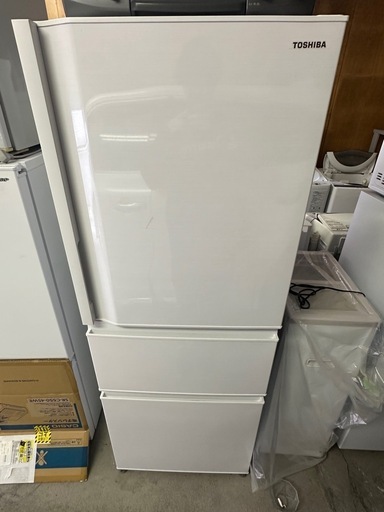 【美品】TOSHIBA 冷蔵庫 3ドア　326Ｌ　2022年式 GR-T33SC (WT)