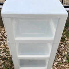 衣装ケースの画像