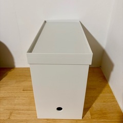 処分価格★値下げ可能★定価1300円 11/27まで！フタ付き ファイルボックス　 IKEA 小物入れ トレイ 収納 棚 ボックス 本棚 ニトリ イケア 無印良品 ザラホームの画像
