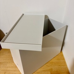 処分価格★値下げ可能★定価1300円 11/27まで！フタ付き ファイルボックス　 IKEA 小物入れ トレイ 収納 棚 ボックス 本棚 ニトリ イケア 無印良品 ザラホームの画像