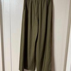 SHEIN すりっとわいどぱんつスリットワイドパンツの画像