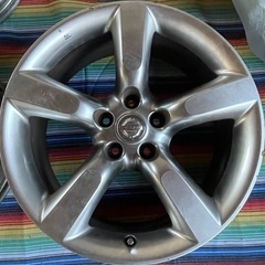 Z33 純正ホイールの画像