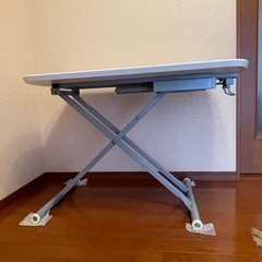 テーブルの画像