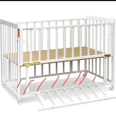 ベビーベッドの画像