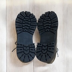 厚底 レースアップ シューズ ブラック エナメル 韓国ファッション ローファー風の画像