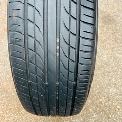 ホイール付きタイヤ1本の画像