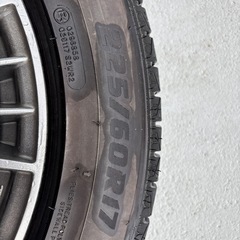 スタッドレスタイヤホイールの画像