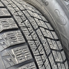 ヨコハマ　iceガード　　　　　 4本
の画像