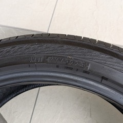 バリ溝 ADVAN db V552 245 40 19 タイヤ 4本セットの画像