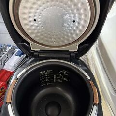 炊飯器の画像