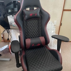 ゲーミングチェアの画像