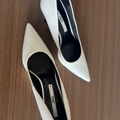 ZARA靴の画像