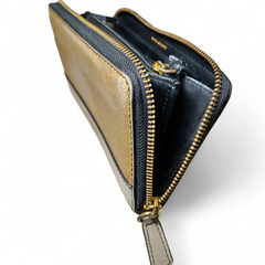 MARC JACOBS　長財布　ゴールドの画像