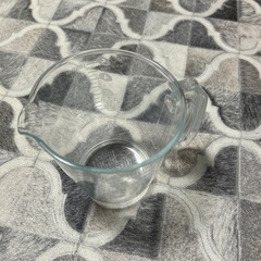 【他取引で無料】1リットルピッチャー？の画像