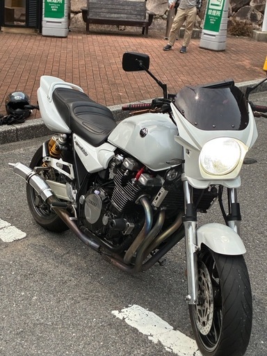 xjr1300 スマートモニター等
付き