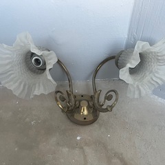 インテリア　アンティーク照明器具の画像
