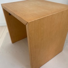 無印良品 コの字型家具 テーブル、椅子、踏み台の画像