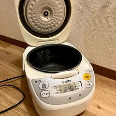炊飯器の画像