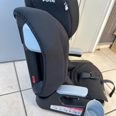 ジュニアシート同じもの二台ありますの画像