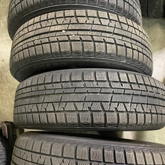 スタッドレスタイヤスイフト等の画像