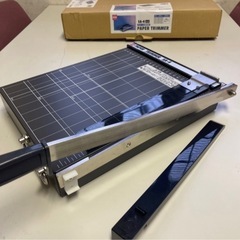 ペーパー裁断機の画像