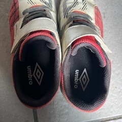 キッズ　サッカー　アンブロ　トレーニングシューズ　19㎝の画像