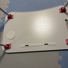 ちいかわ　折り畳みテーブル 軽量 折りたたみ式  の画像