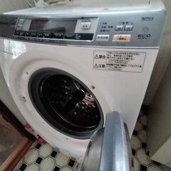 Panasonic NA-VX7100R ドラム式洗濯機　乾燥機能付きの画像