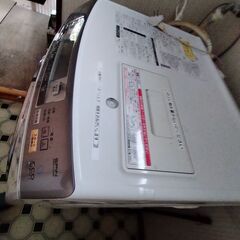 Panasonic NA-VX7100R ドラム式洗濯機　乾燥機能付きの画像