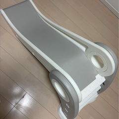 おりたためる折りたためる滑り台の画像