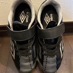 UMBROアンブロ　サッカー⚽️シューズ
の画像