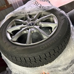 155/65 R14 75R クムホ　スタッドレスタイヤ　4本セットの画像