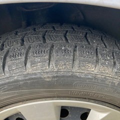 スタッドレスタイヤの画像