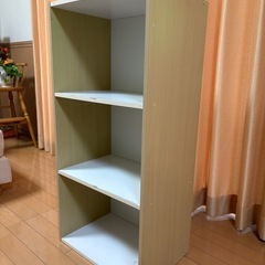 ３段カラーボックスの画像