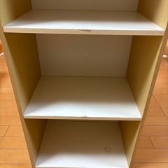 ３段カラーボックスの画像