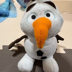 ディズニー　エルサ、オラフのにんぎ人形の画像