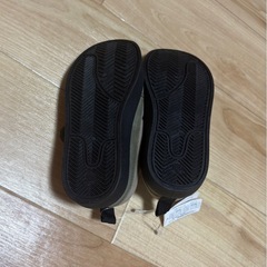 新品　スニーカー　靴　シューズ18cm の画像