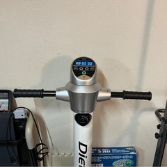 フジ医療器 Diettrainer Swing ダイエットトレーナー ブルブルマシン 振動マシン エクササイズ マッサージ 健康機器の画像
