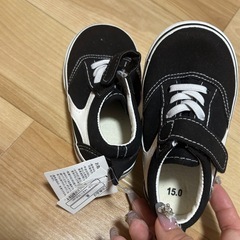 新品　靴　シューズ　スニーカー　15cmの画像