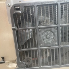 石油ファンヒーターの画像